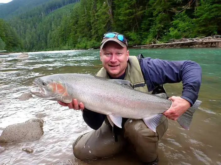 What weight fly rod to use for steelhead? - FlyRods